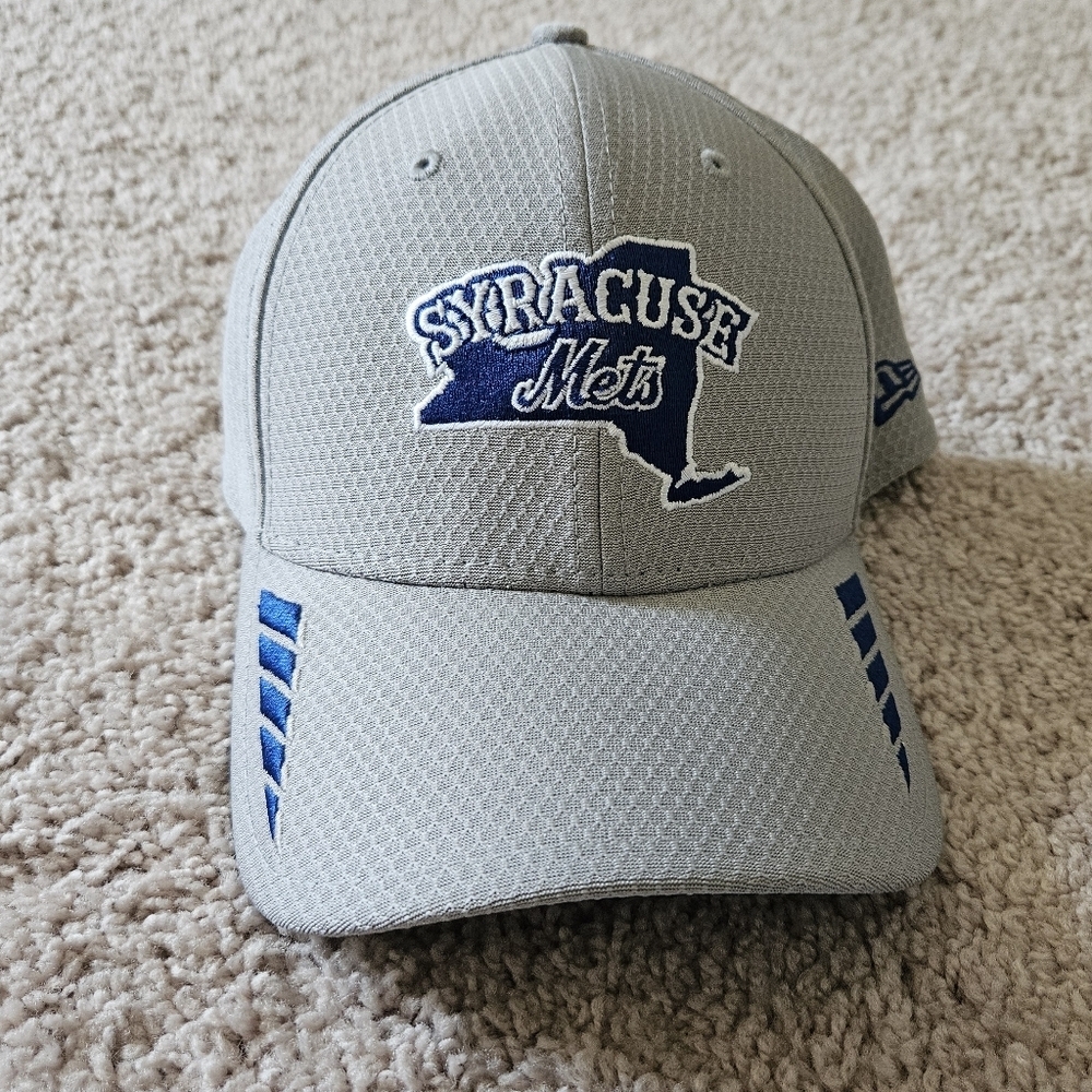 Syracuse Mets New Era 39Thirty Flex Hat Mens Medium/Large NWT